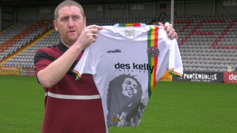 Fútbol Internacional: Bob marley played at dalymount park