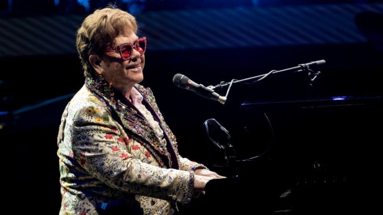 Elton John se contagió de Covid-19