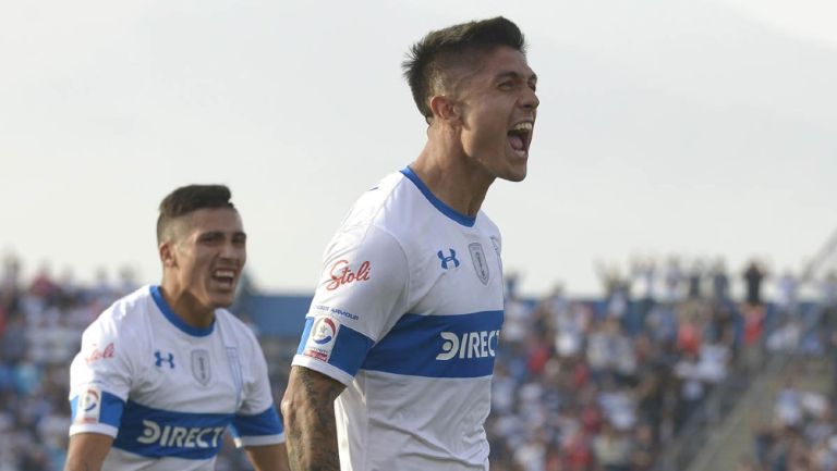 Valber Huerta con la Universidad Católica de Chile