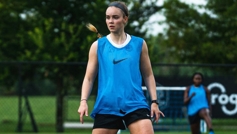 Andrea Rán Hauksdóttir durante entrenamiento