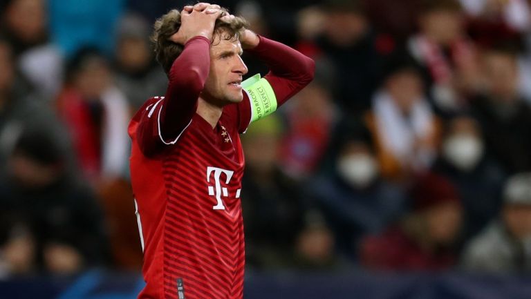 Thomas Müller reacciona durante partido