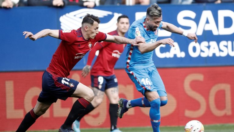 Héctor Herrera durante un partido con Atlético de Madrid