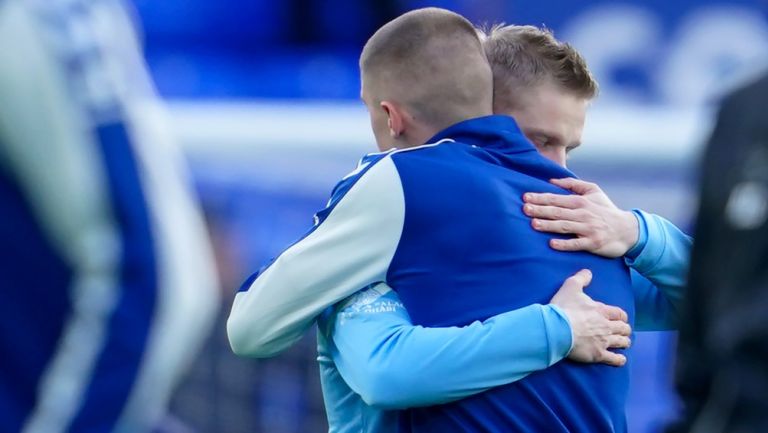 Ucrania: Vitaly Mykolenko y Oleksandr Zinchenko lloraron por su país previo a juego de Premier League