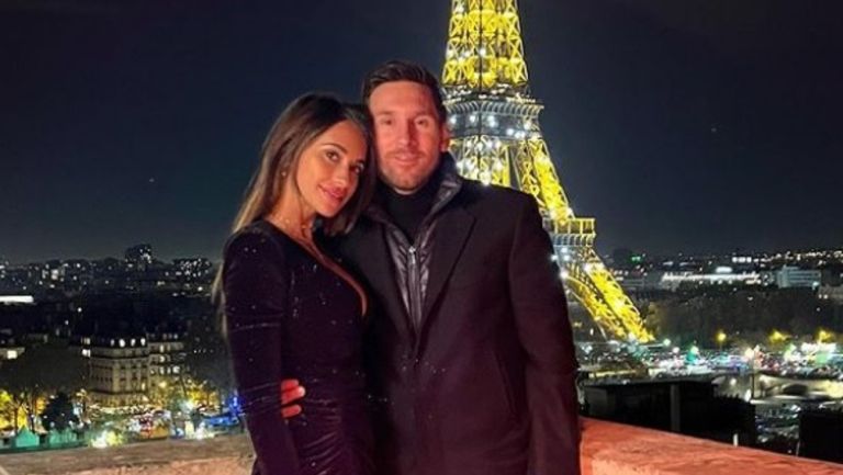 Antonela Roccuzzo junto a Messi