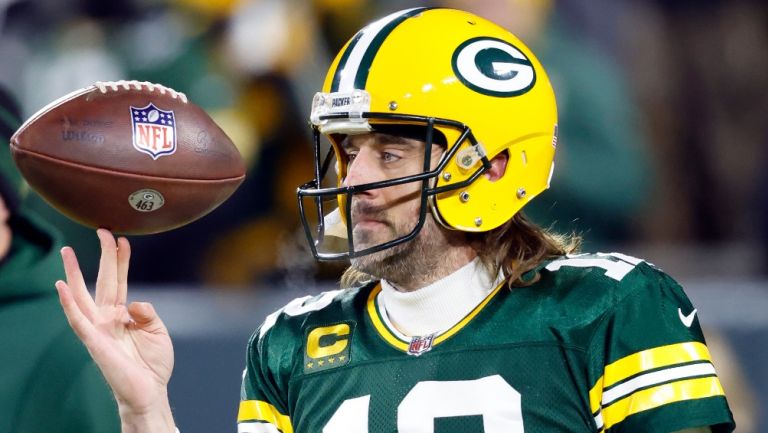 Aaron Rodgers en un juego de NFL 