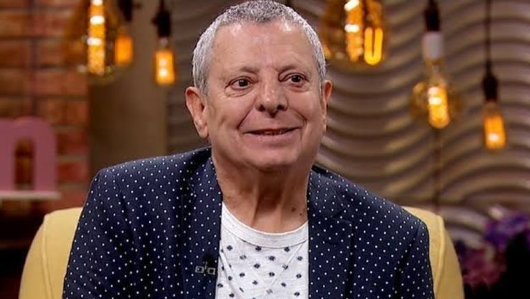 César Bono durante un programa de televisión