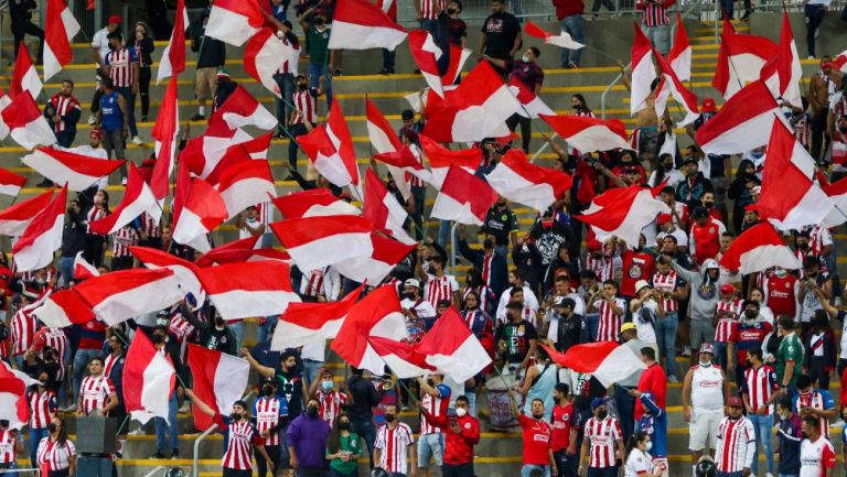 Aficionados de Chivas en el Akron