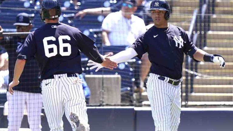 Jugadores de los Yankees en la pretemporada  