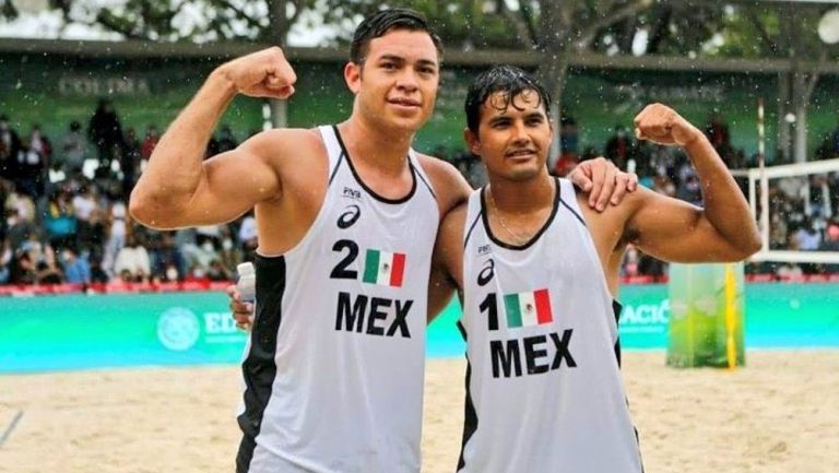 Gaxiola y Rubio durante la Copa Continental de Playa NORCECA