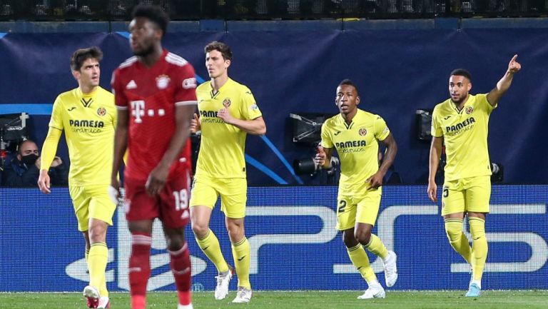 Villarreal celebrando su gol vs Bayern Múnich 