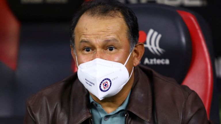 Juan Reynoso, DT de Cruz Azul