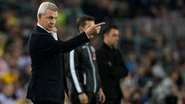 Vasco Aguirre en el partido de Barcelona vs Mallorca