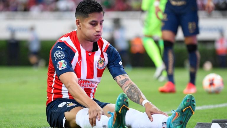 Carlos Cisneros con Chivas