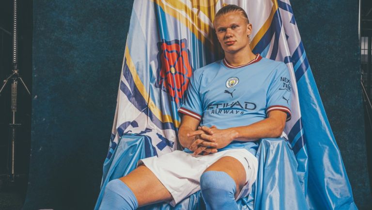 Haaland en su presentación con el Manchester City