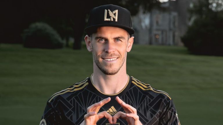 Gareth Bale luce con la playera del LAFC