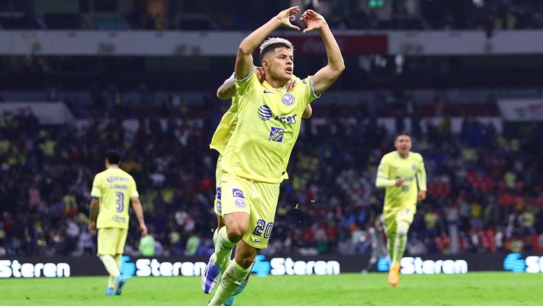 Richard Sánchez celebra el gol del triunfo