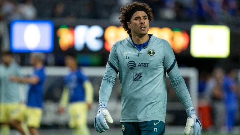 América: Guillermo Ochoa, reconocido por afición del Chelsea en redes sociales