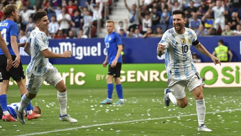 Messi jugando con la Selección de Argentina