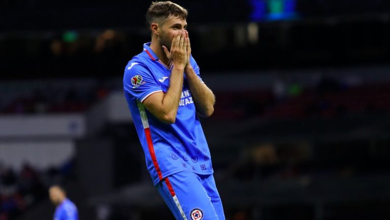 Santi Giménez con Cruz Azul 