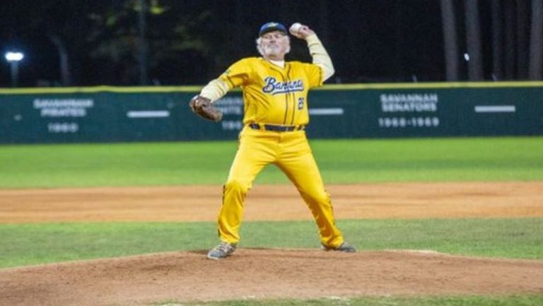 MLB: Exjugador Red Sox, de 75 años, colapsó en juego de exhibición