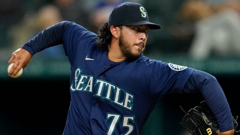 Andrés Muñoz: Ponchó a los tres rivales que enfrentó en la derrota de Mariners ante Athletics