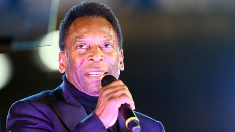 Pelé desmintió que este grave de salud