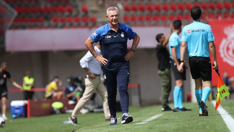 Vasco Aguirre en el empate de su equipo