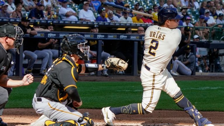 Luis Urías: Impulsó carrera en victoria de Brewers ante Pirates