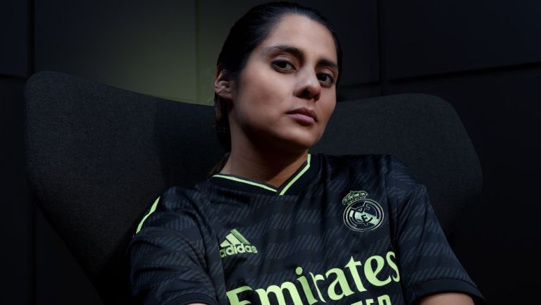 Kenti Robles presenta el tercer uniforme del Real Madrid