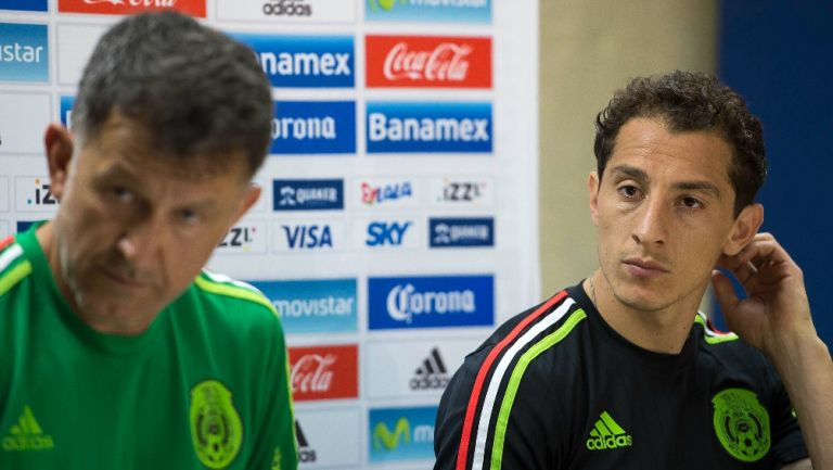 Guardado junto a Osorio en conferencia de prensa