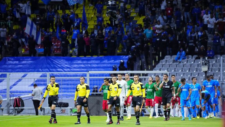 Cruz Azul vs Chivas en el Estadio Azteca