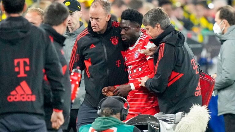 Alphonso Davies sufrió una contusión 