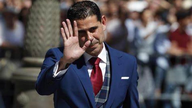 Fernando Hierro apunta para llegar a Chivas