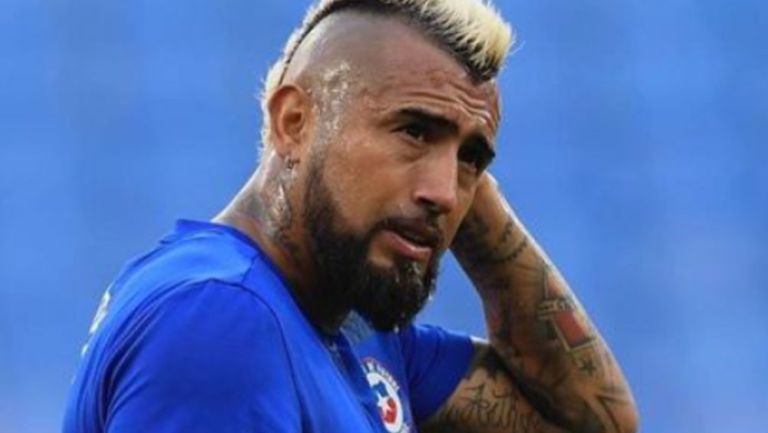 Arturo Vidal Presenció El Funeral De Su Padre A Través De Un En Vivo ...