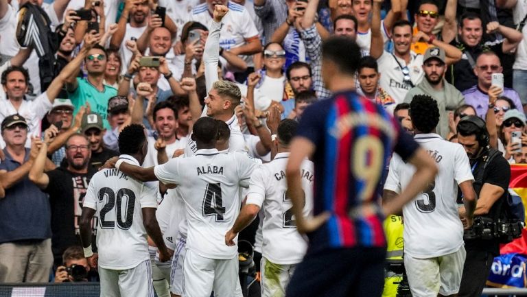 Real Madrid celebrando su victoria vs Barcelona