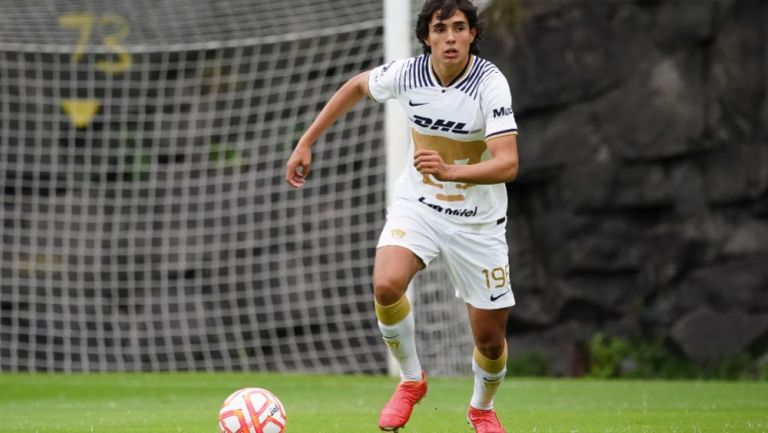 Mateo Casares de Pumas Sub-20