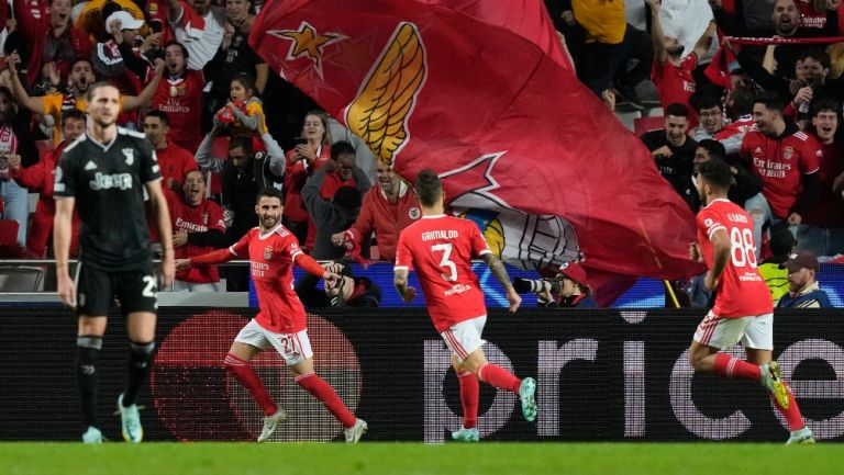 Benfica a Octavos y Juve eliminada