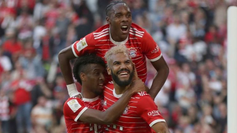 Jugadores del Bayern Munich festejando un gol