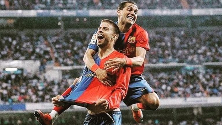 Dani Alves y Gerard Piqué