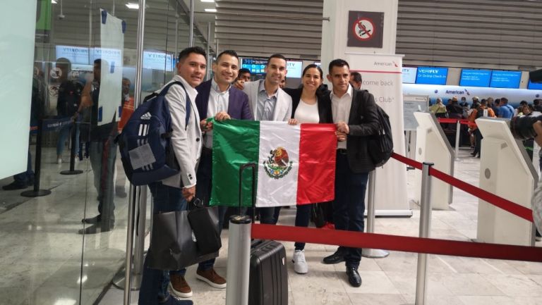 Árbitros mexicanos rumbo a Qatar para el Mundial