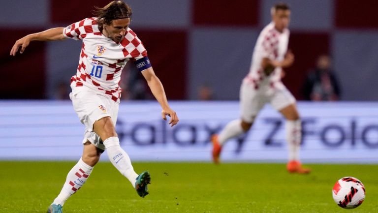 Luka Modric en partido con Croacia