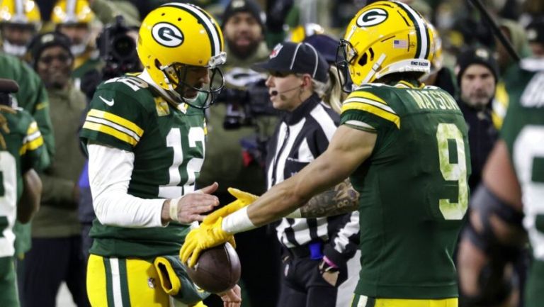 Aaron Rodgers evitó la sexta derrota consecutiva