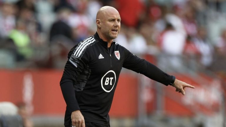 Rob Page, entrenador de la Selección de Gales