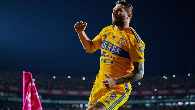 Gignac celebra con Tigres