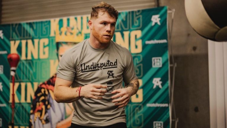 Canelo Álvarez en entrenamiento