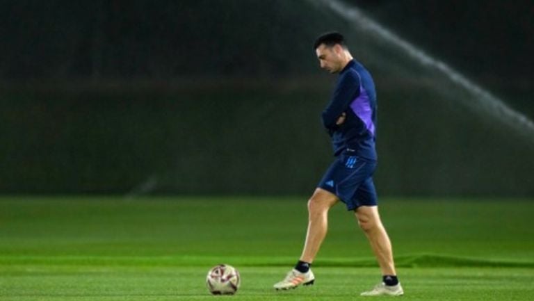 Lionel Scaloni en entrenamiento con Argentina 