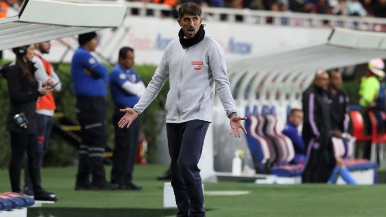 Veljko Paunovic, técnico de las Chivas Rayadas del Guadalajara