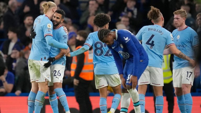 City en celebración de gol