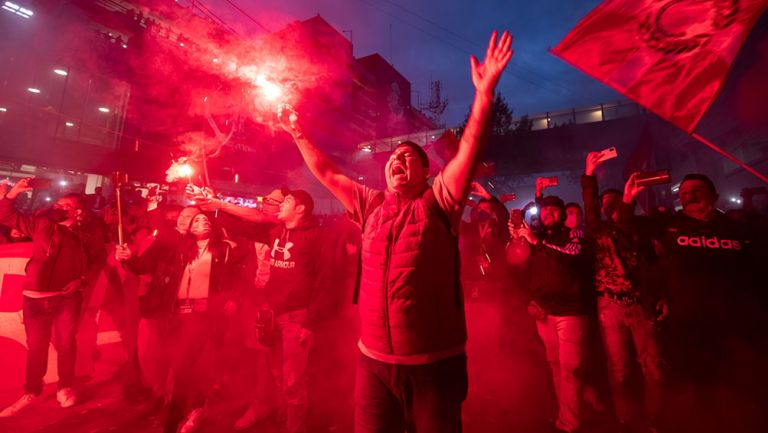 Aficionados del Toluca previo a un juego de los Diablos Rojos