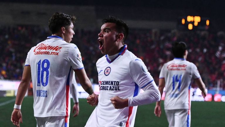 Cruz Azul rescató un empate ante Xolos en la frontera